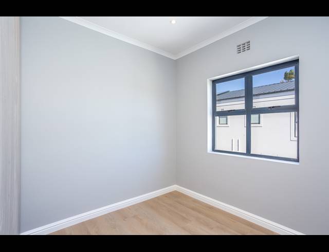 3 BEDROOM HOUSE TO LET IN SYBRAND PARK